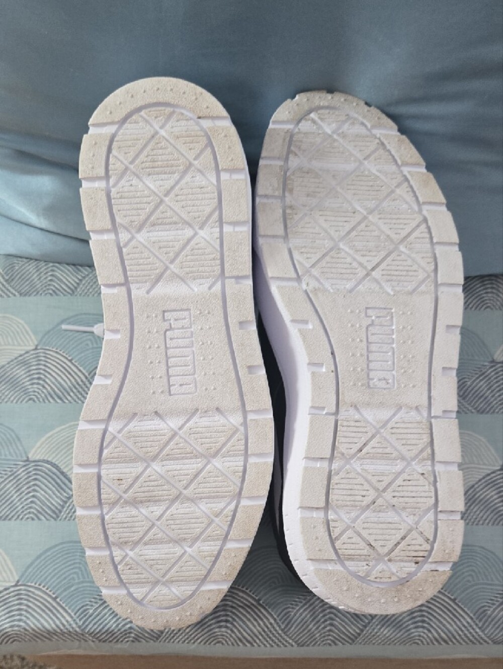 Puma Women's Black and White Platform Sneakers - Picture 4 of 5